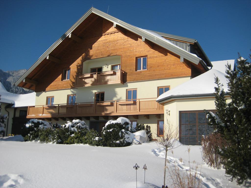 Pension Kreuzinger, 5310 Tiefgraben Exterior photo